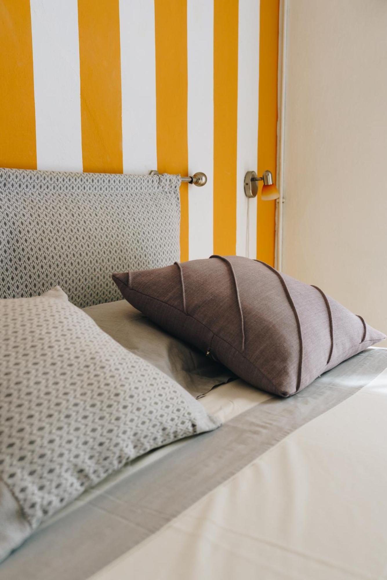 Punto Zero Hotel กอร์นิญา ภายนอก รูปภาพ